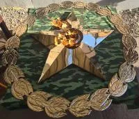 Звезда вечного огня - лавровый венок на заказ в Липках