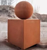 Шар — стальной куб кортен (518929) ∅ 500 мм. Липки